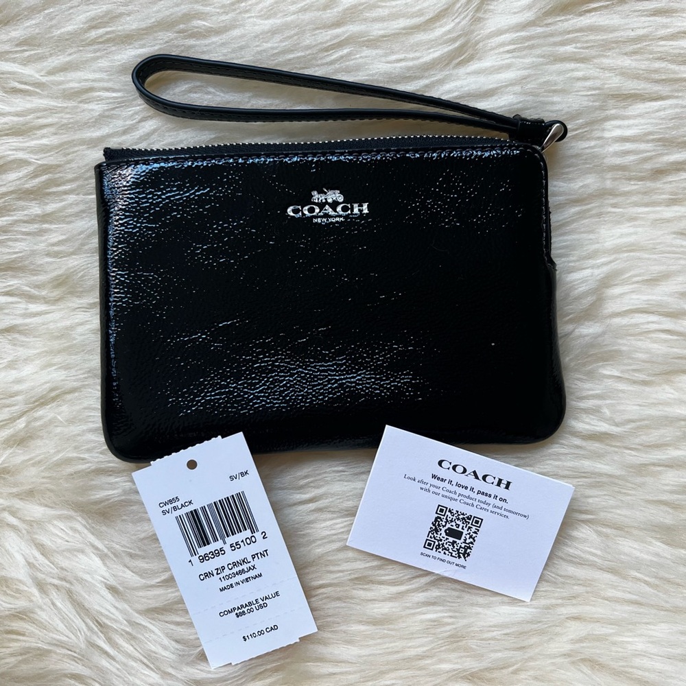 Coach Black Patent Leather Wristlet